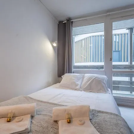Spacious Slope Front Ski-in And Out Apartamento Val Thorens