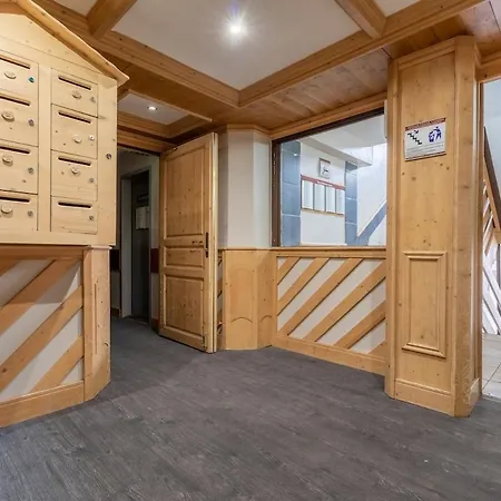 Spacious Slope Front Ski-in And Out *